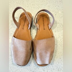 Women's Leather Slingback Sandals in Taupe Women’s Size 10